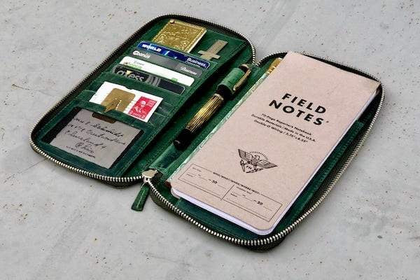 Hobonochi Zippered Leather Wallet for Field Notes Reporter's Notebook Cover