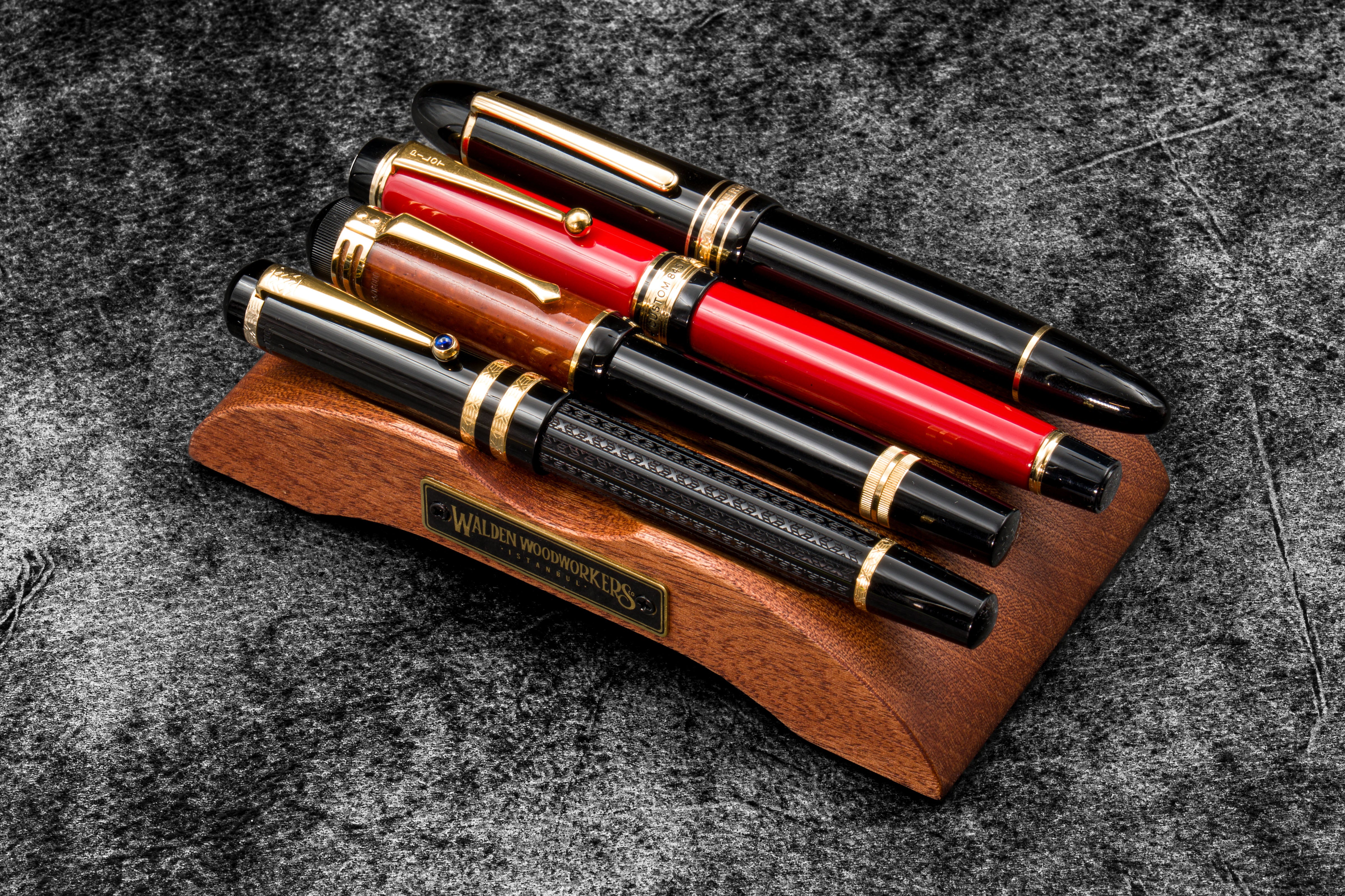 The Pen Arch - Wooden Fountain Pen Stand - Mahogany