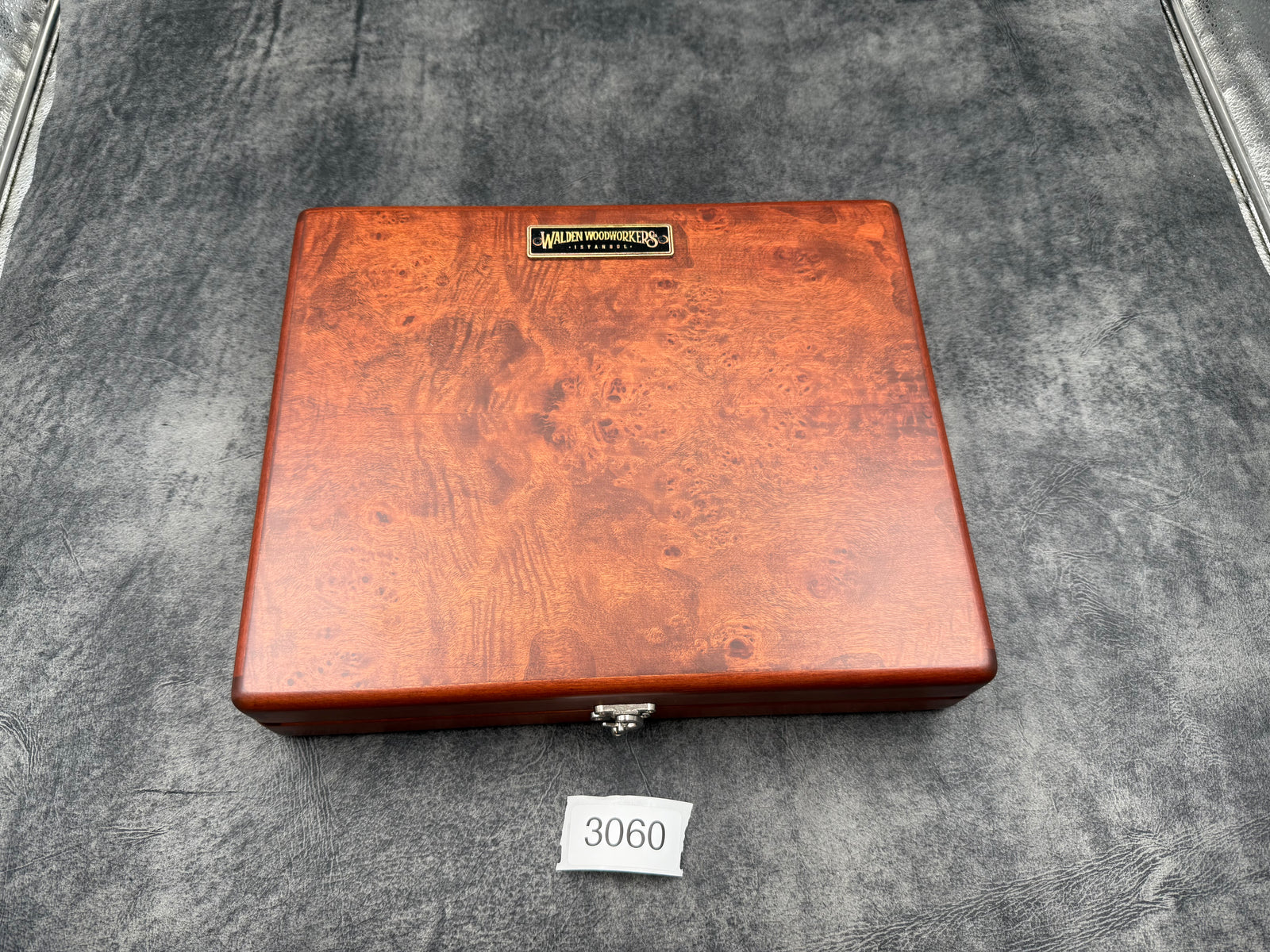 SECONDS  The Writing Box  - Thuja Wood Special Edition - 3060