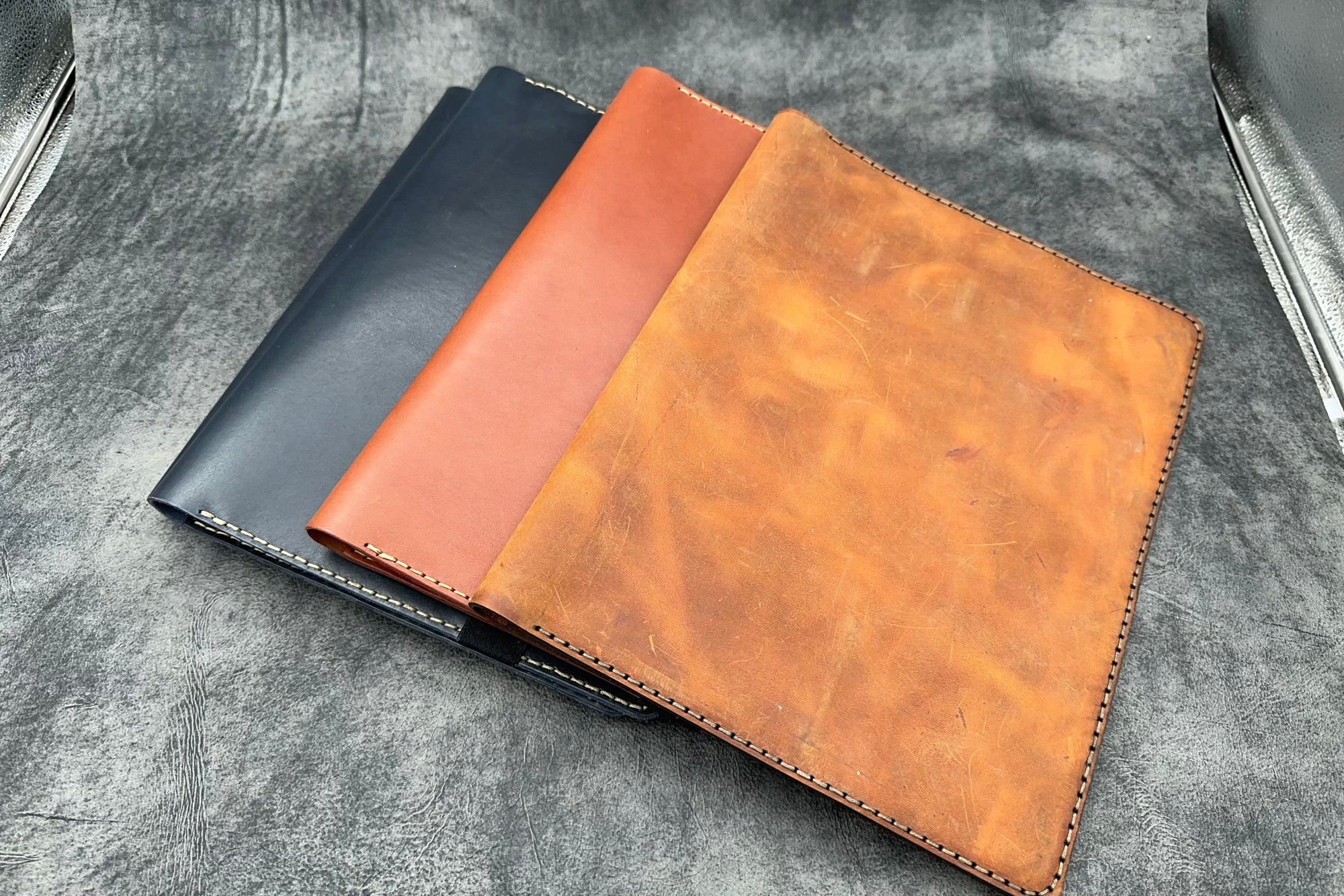 SECONDS iPad Pro 12.9 & Letter/A4 Size Leather Padfolio - Multiple Colors - 403