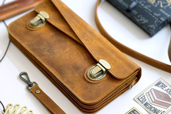 Galen Center Prohibited Bags: Backpacks & Solid Totes