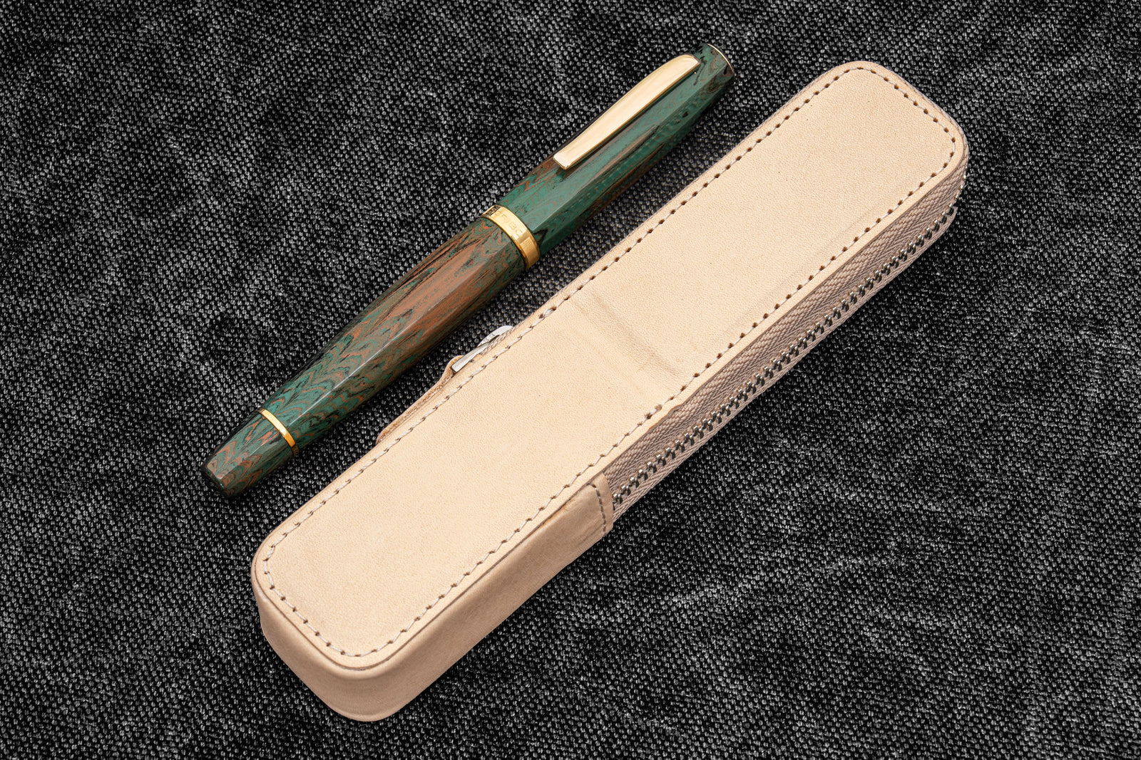 Leather Zippered Magnum Opus Single Hard Pen Case For Oversized Pens & Namiki Emperor - Undyed Leather