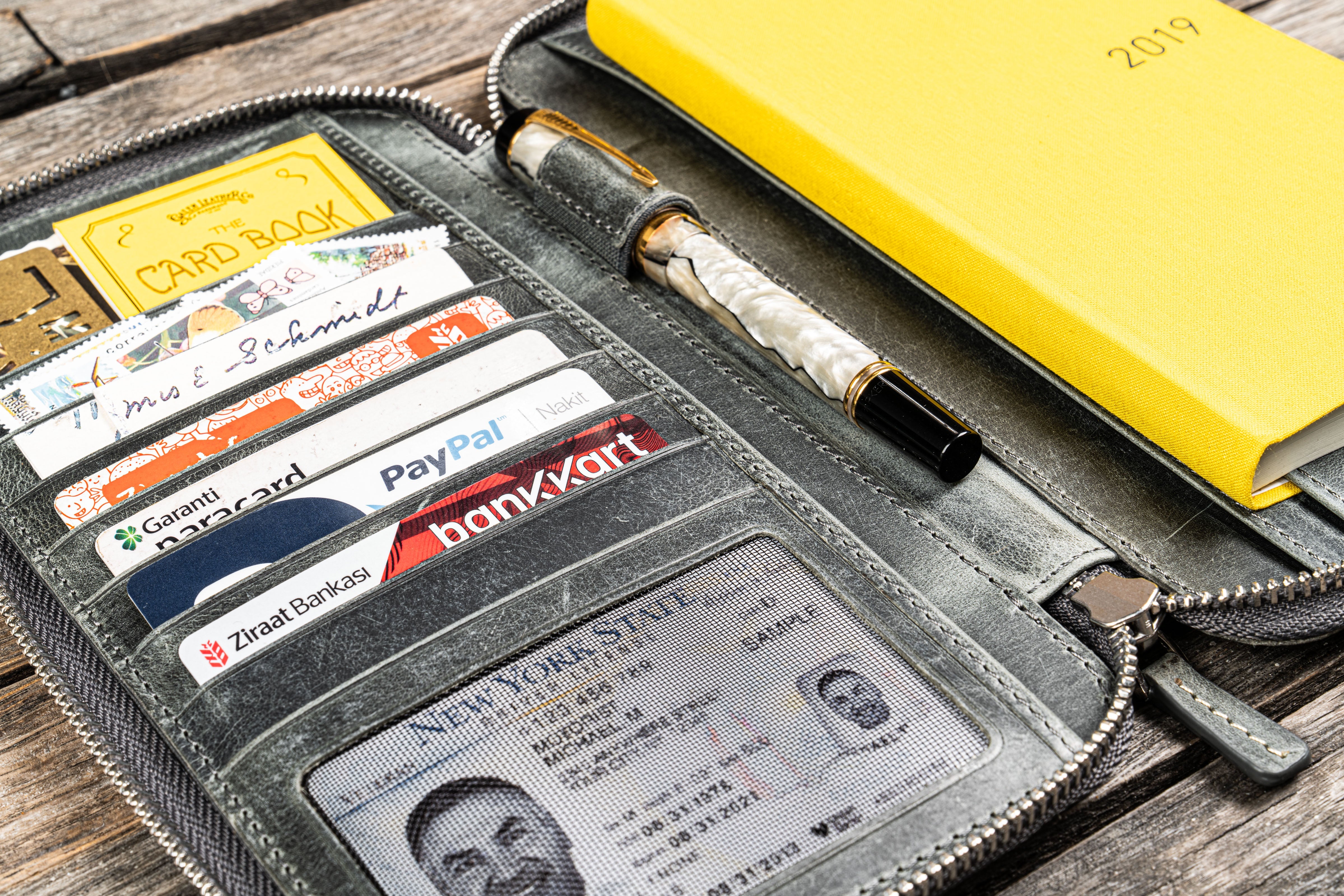 Leather Zippered Hobonichi Weeks Mega  Cover - Crazy Horse Smoky