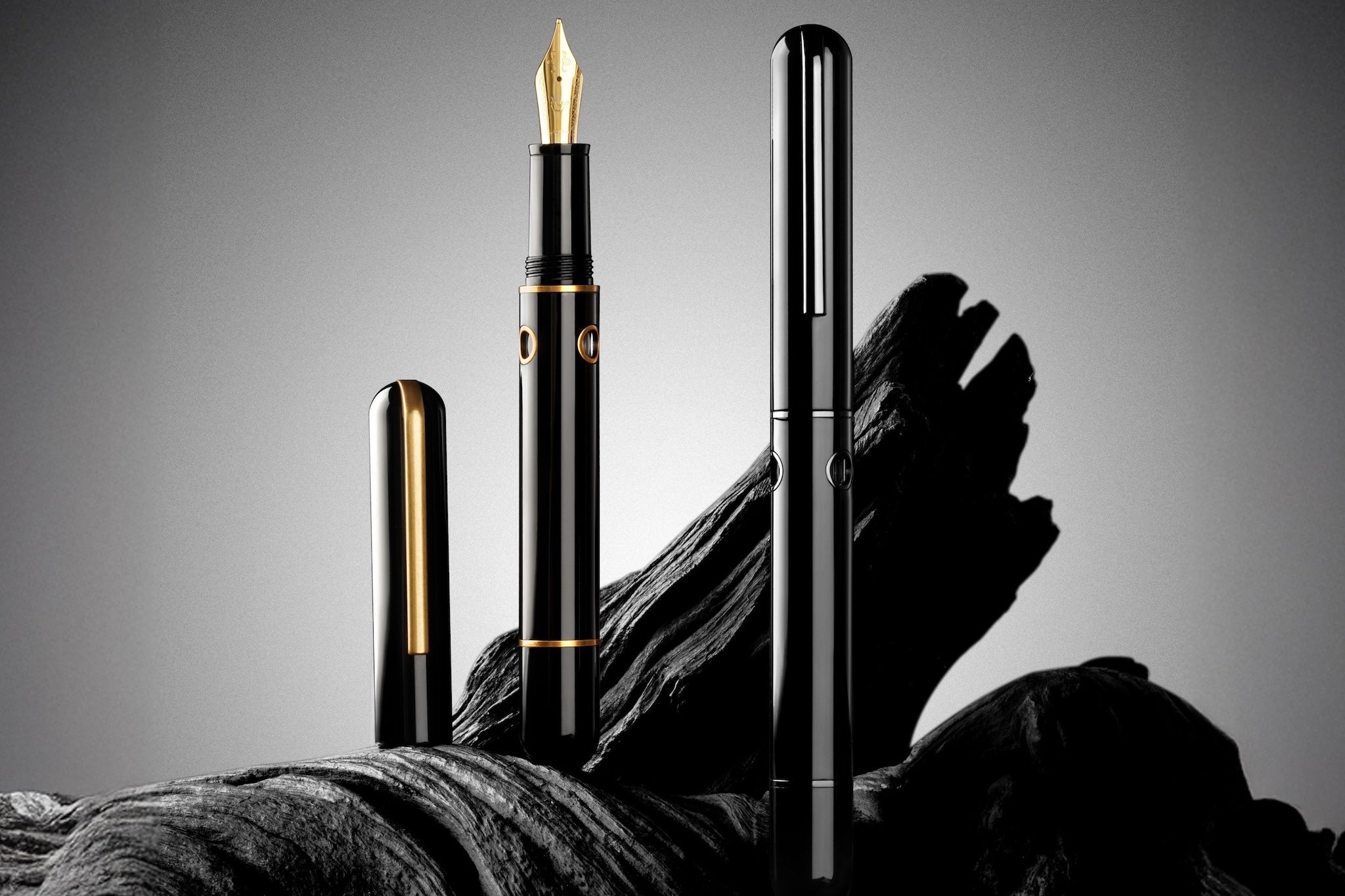 Nahvalur (Narwhal) Nautilus Bronze Corydoras Ebonite Fountain Pen
