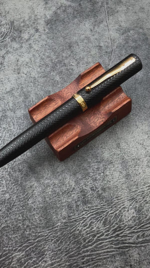 Magna Carta Mag 600 Fountain Pen True Flex Nib - Black Guilloche