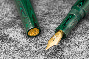 Galen X Studyo Agackakan - Fountain Pen V1 - Ebonite Deep Green