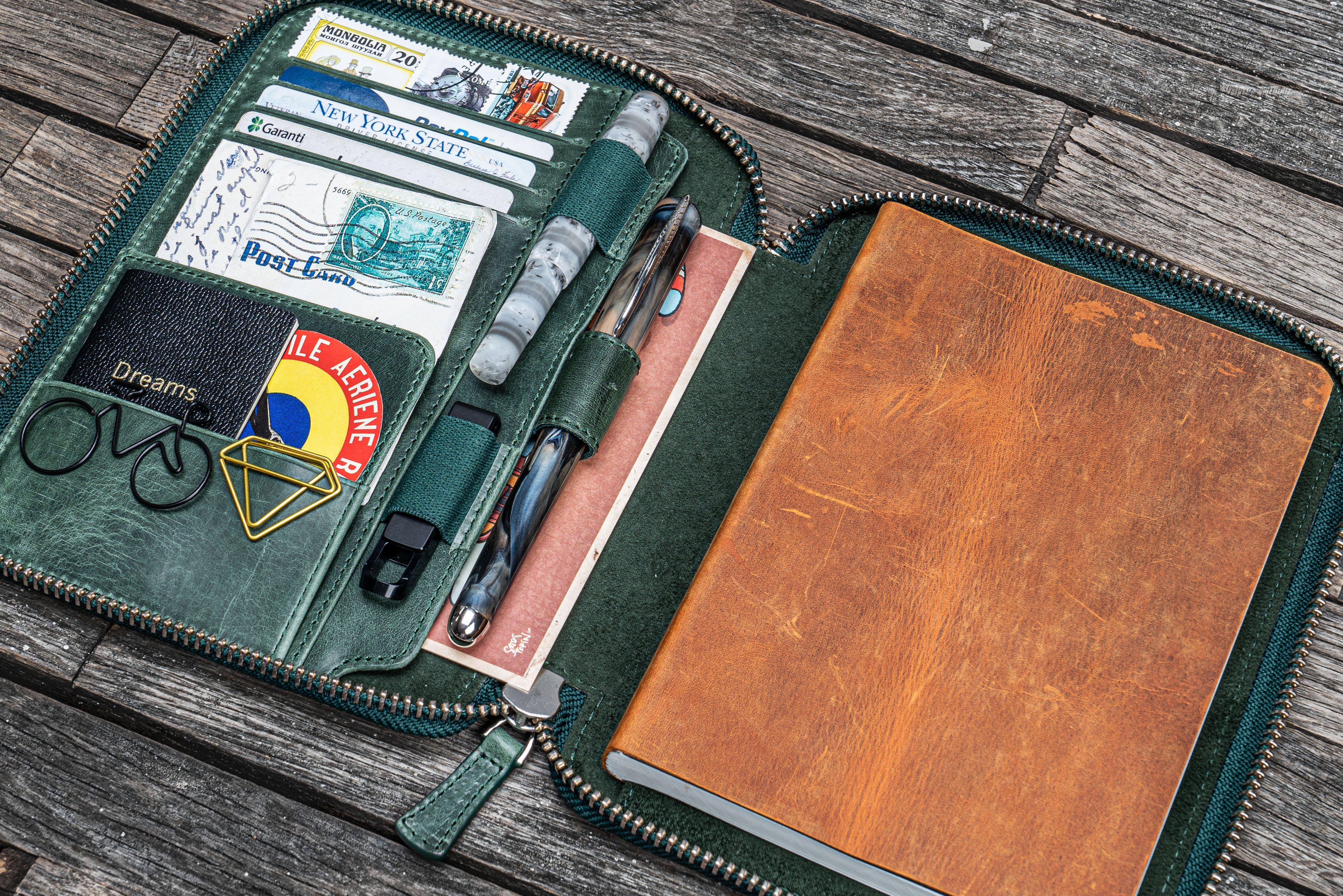 Handmade Crazy Horse Forest Green Leather Zippered B6 / B6 Slim Planner & Notebook Folio - Galen Leather
