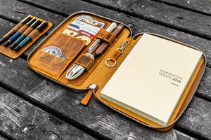 Leather Zippered Hobonichi Cousin A5 Planner Folio - Crazy Horse Brown-Galen Leather
