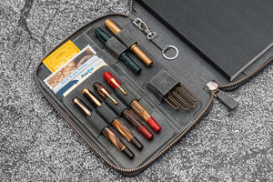 Leather Zippered Hobonichi Cousin A5 Planner Folio - Crazy Horse Smoky-Galen Leather