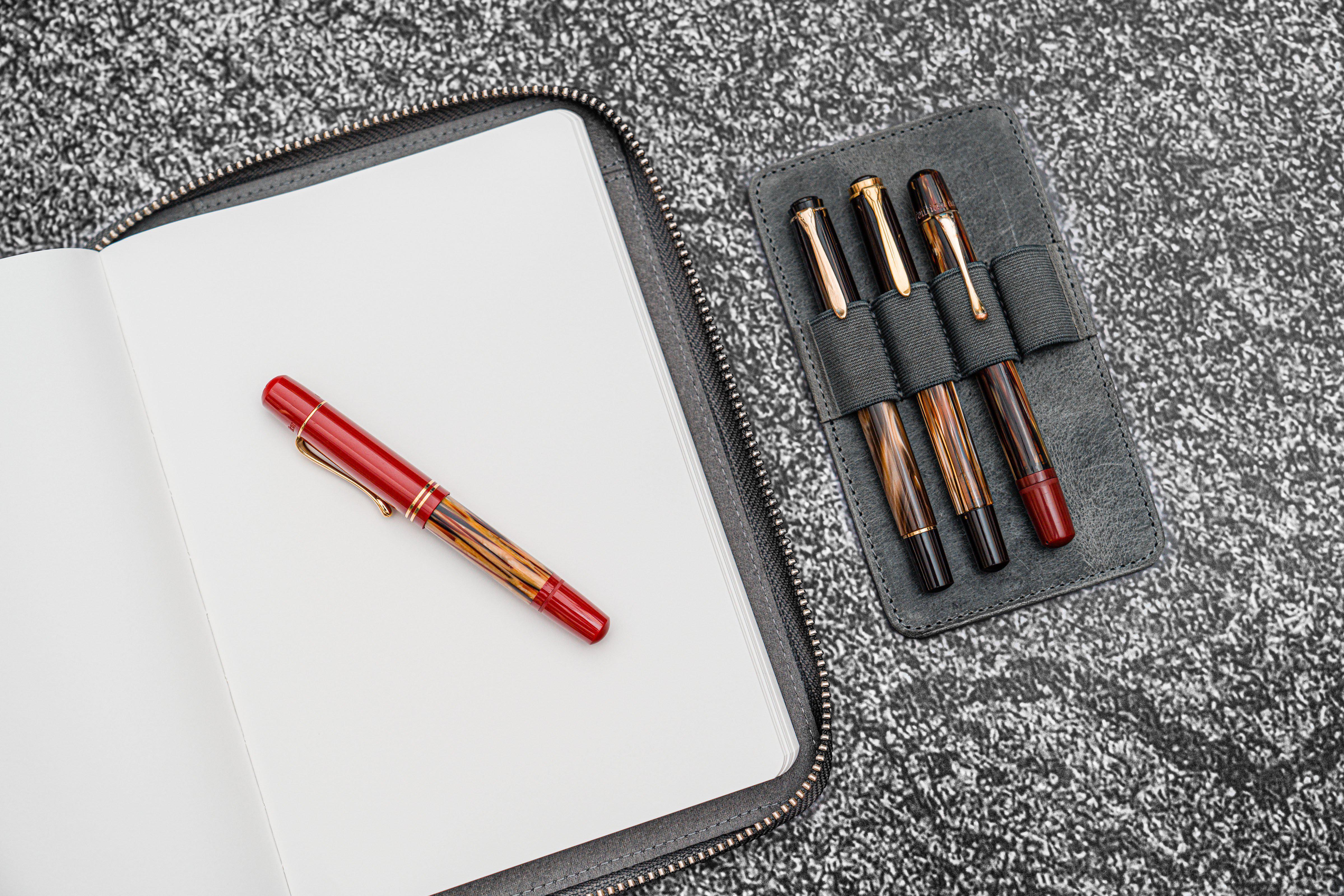 Leather Zippered Hobonichi Cousin A5 Planner Folio - Crazy Horse Smoky-Galen Leather