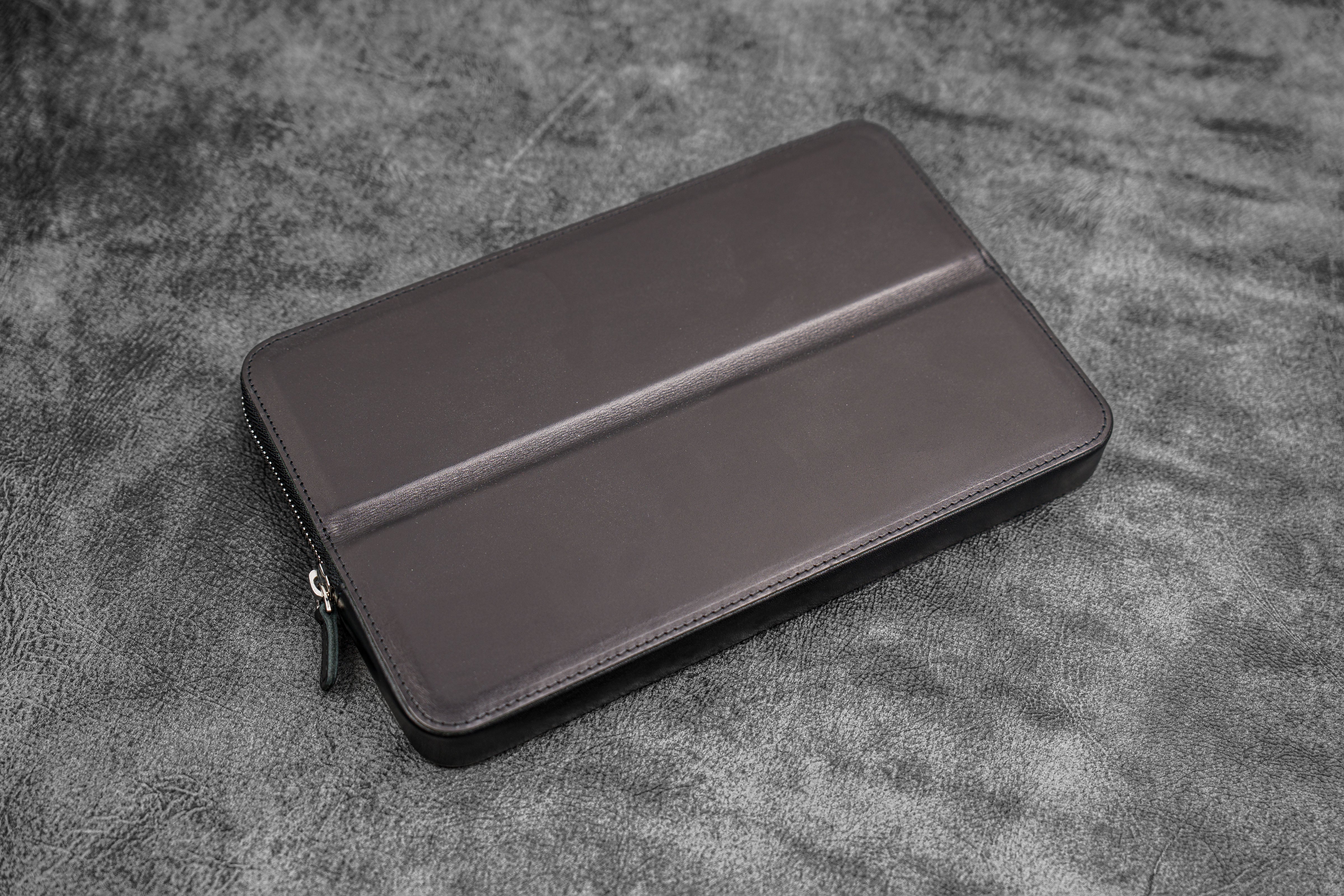Leather Zippered Magnum Opus 12 Slots Hard Pen Case with Removable Pen Tray - Black