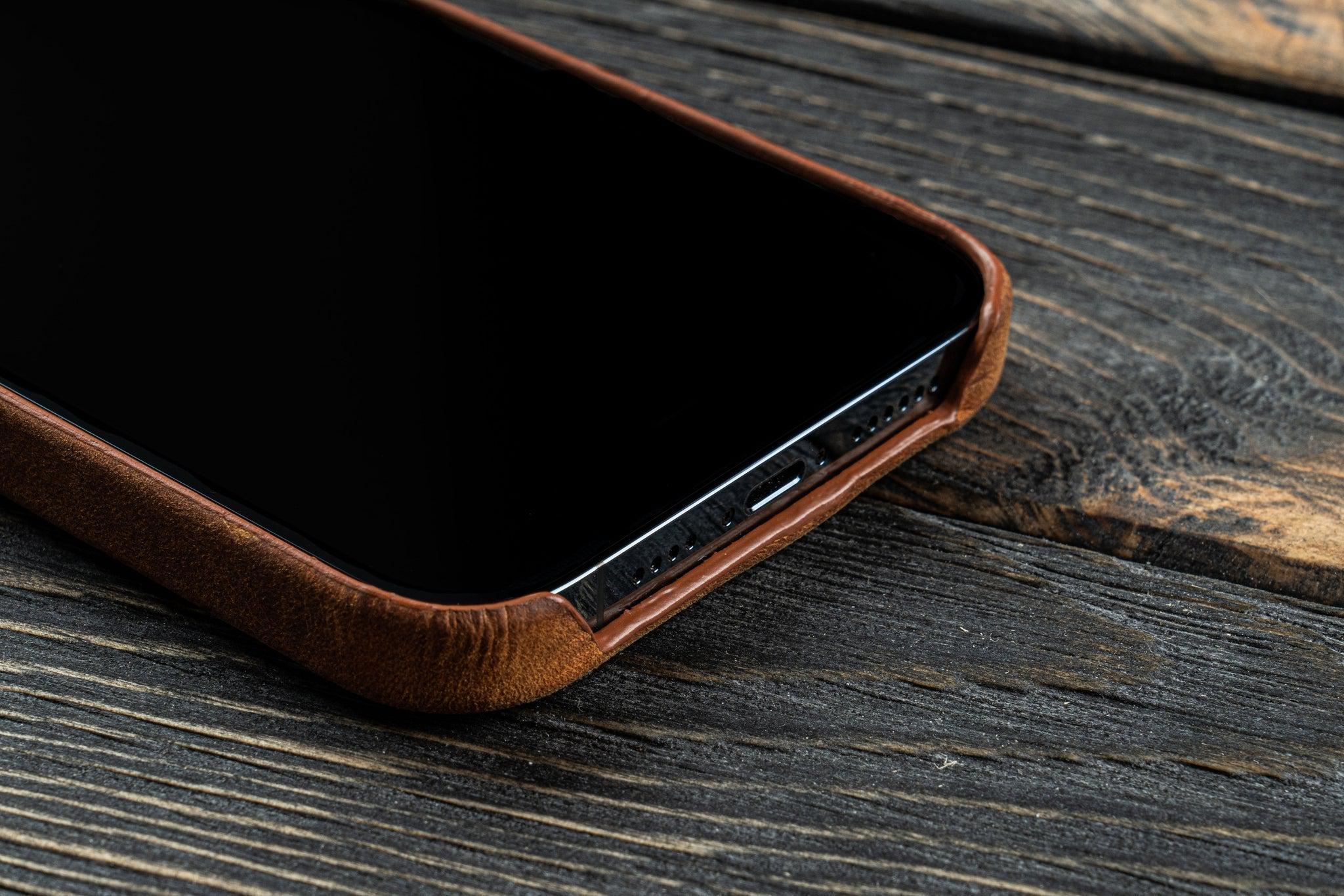 Leather iPhone 13 Pro (6,1") Hard Back Cover