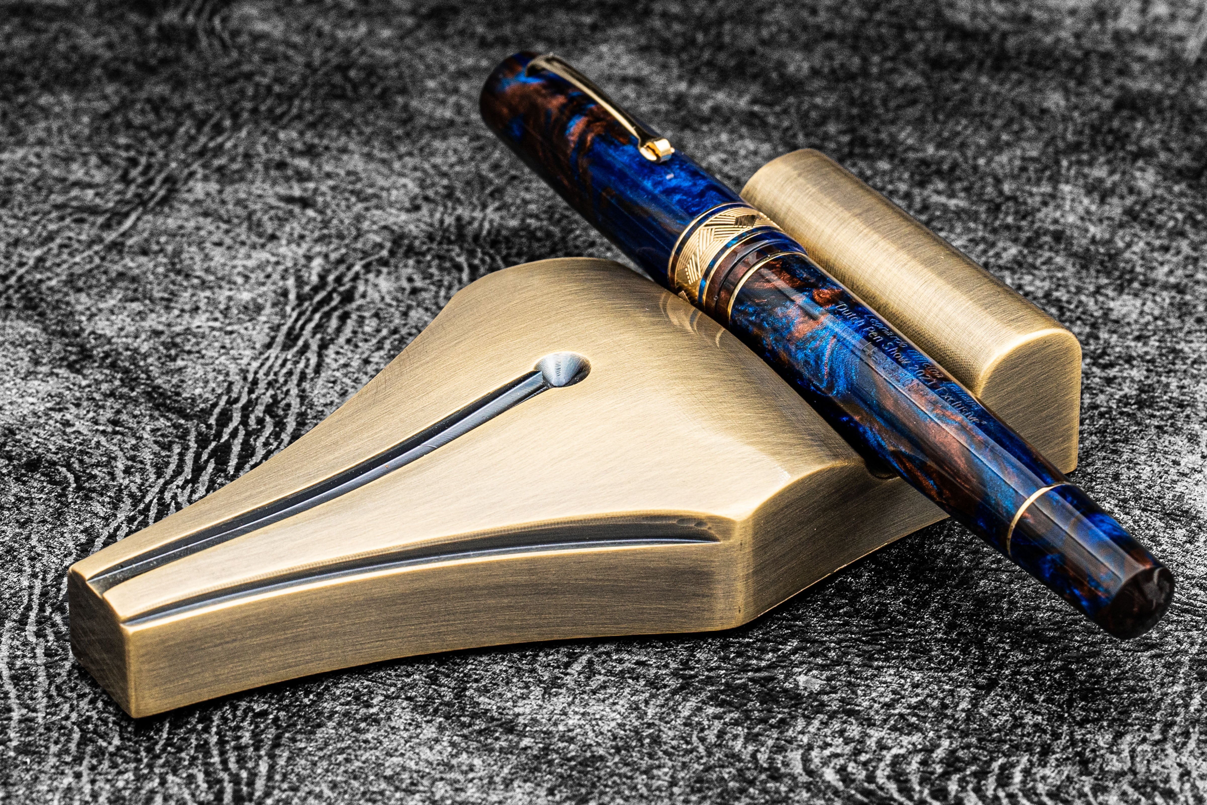 The Nib Rest Brass Pen Stand - Antique Brass