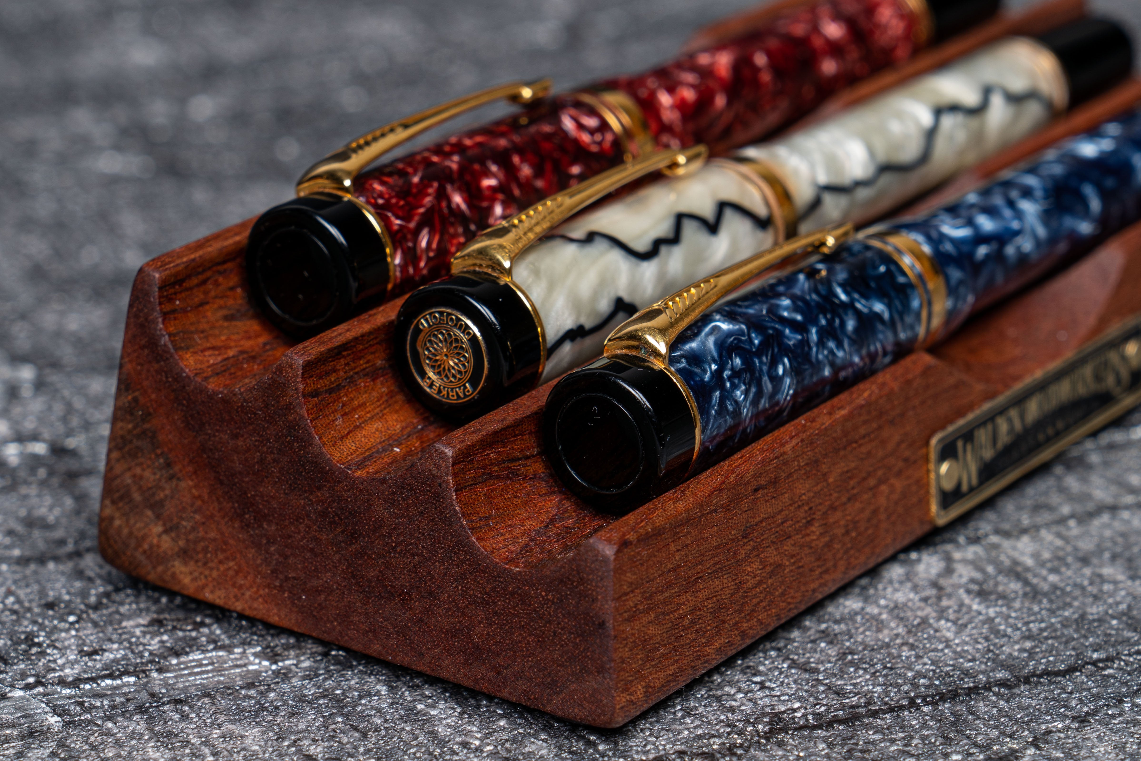 The Pen Bed Wooden Fountain Pen Stand - Mahogany