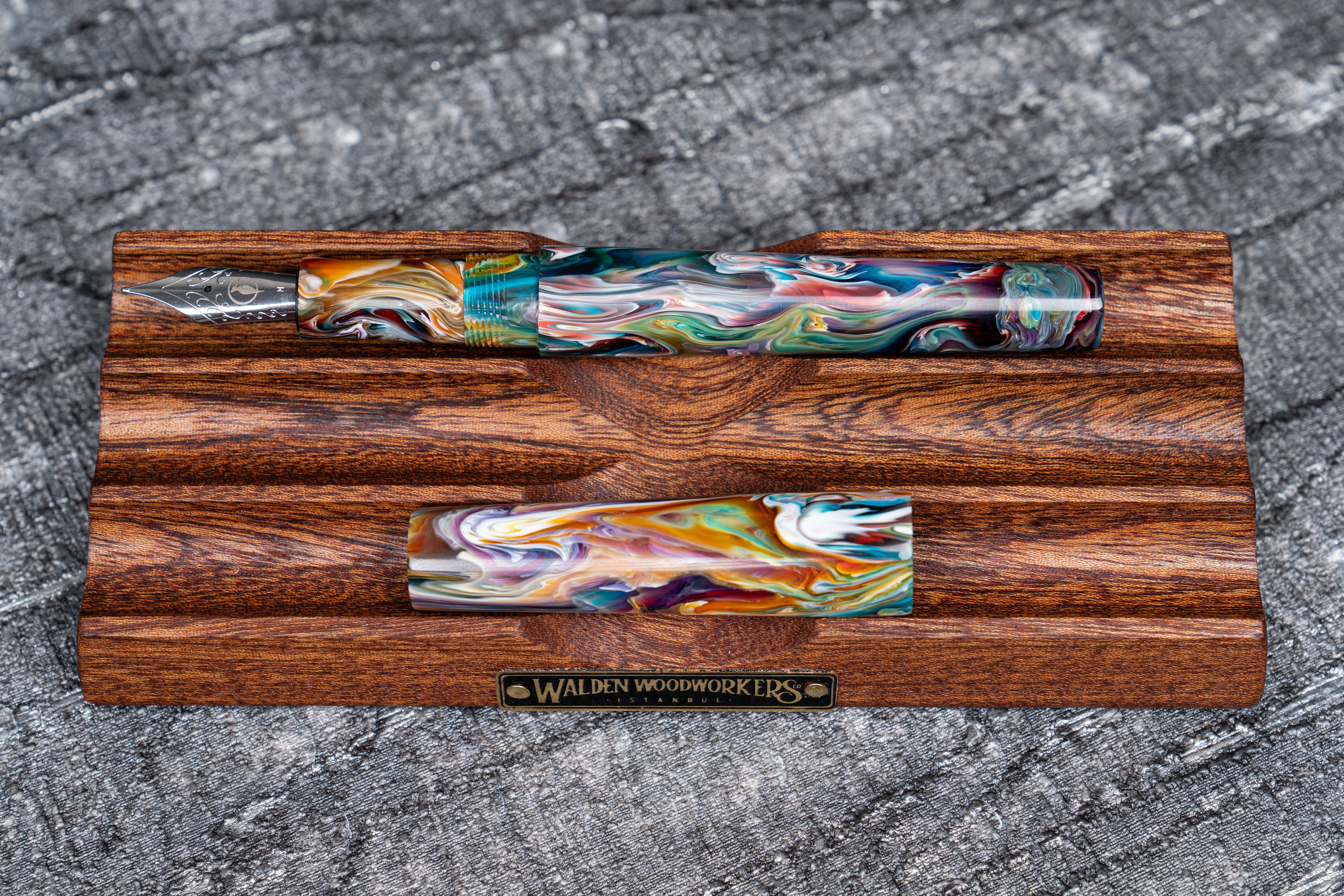 The Pen Bed Wooden Fountain Pen Stand - Mahogany