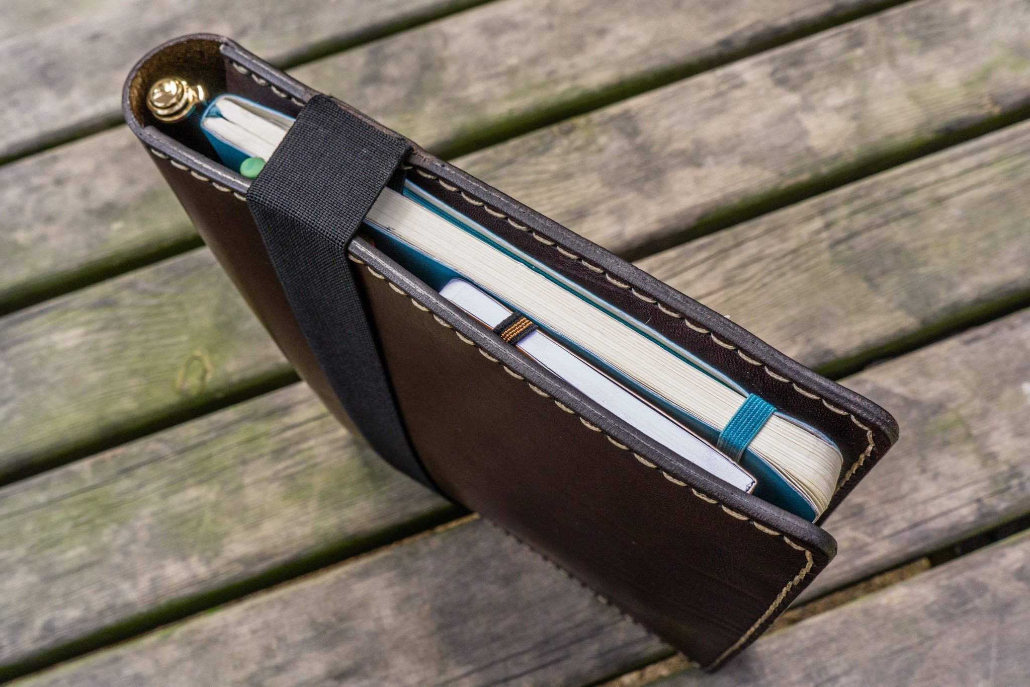 Composition Notebook Cover With iPad Air/Pro Pocket - Dark Brown-Galen Leather