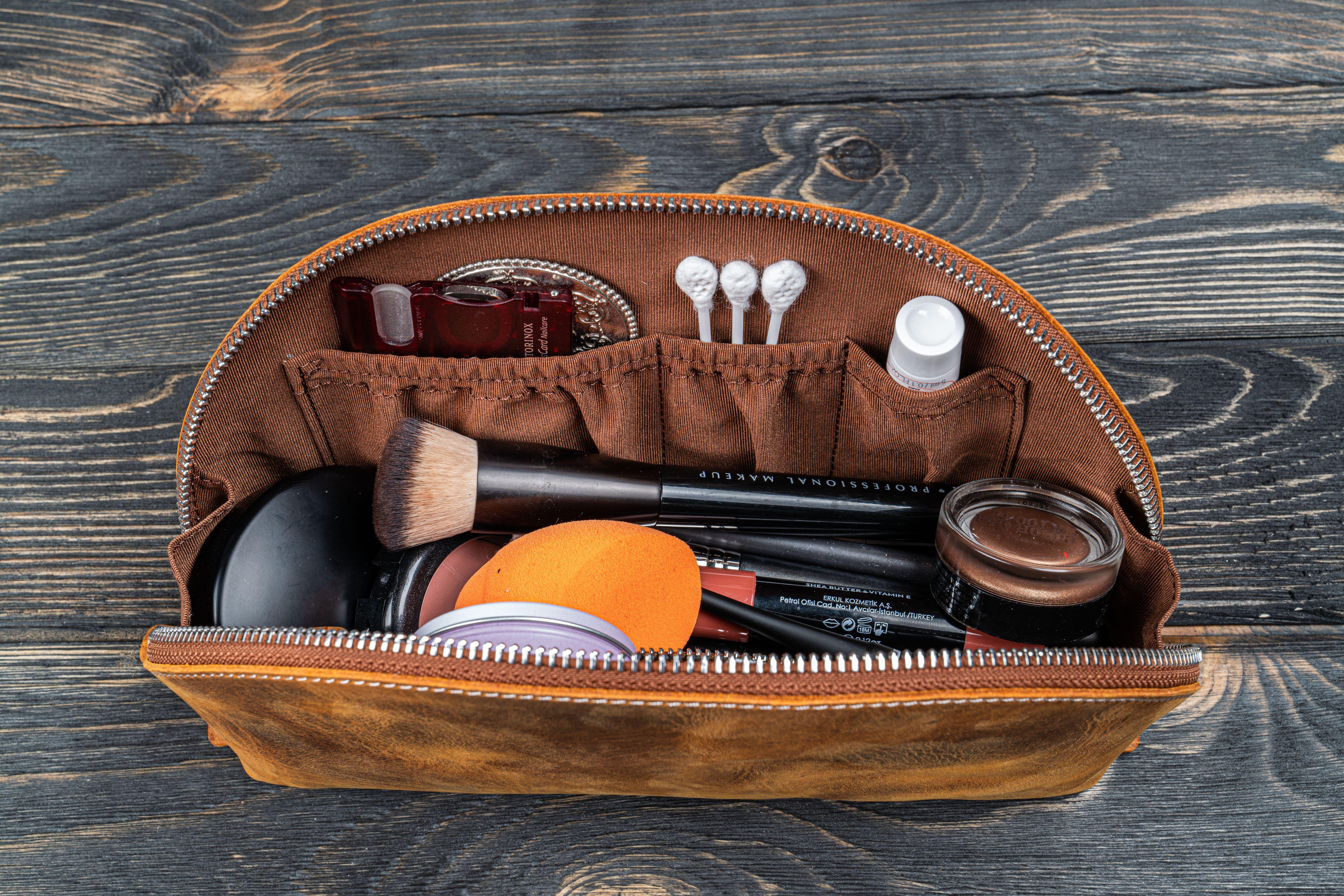 Leather Lunar Makeup / Toiletry Bag - Crazy Horse Brown-Galen Leather
