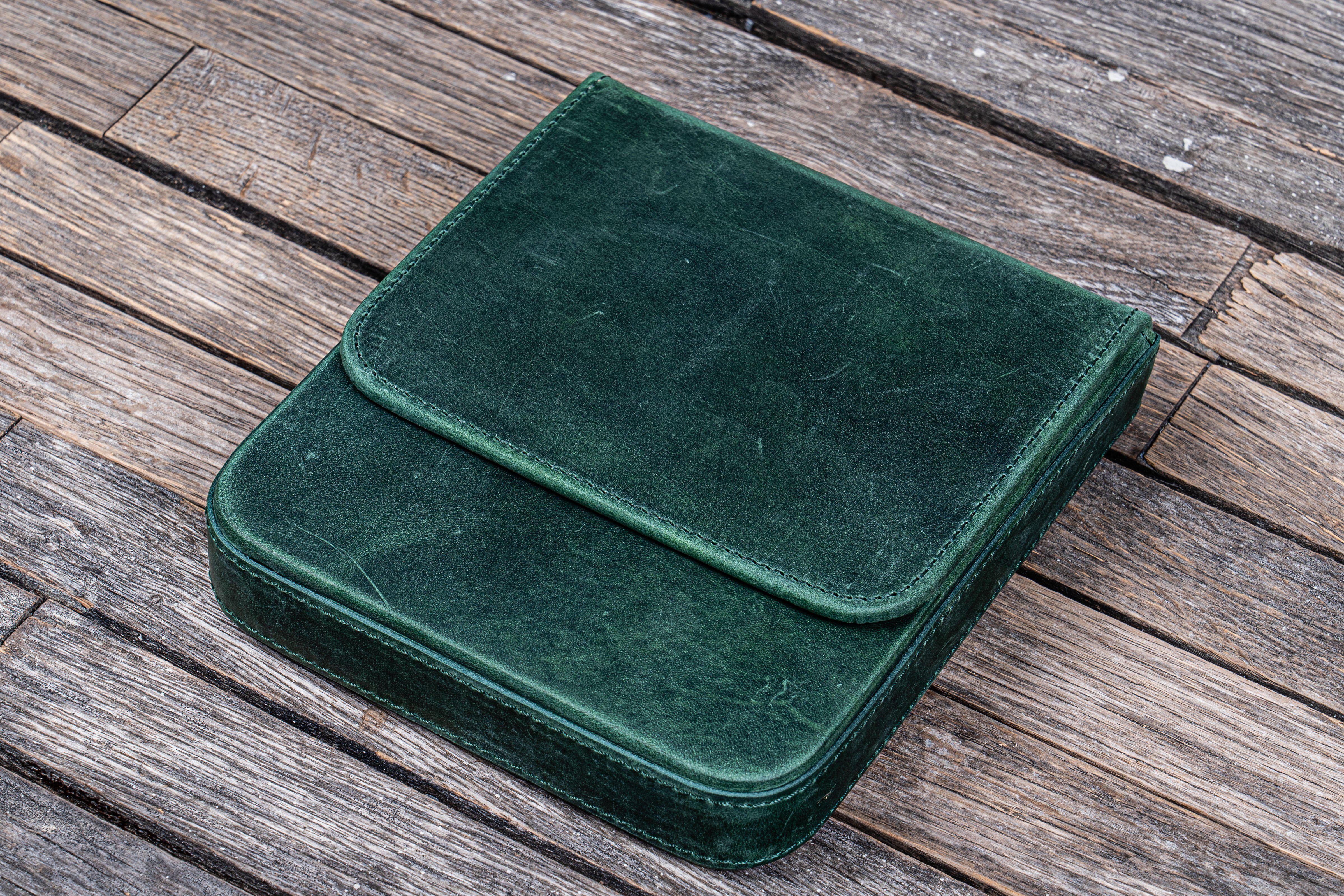 Handmade Crazy Horse Forest Green Leather Magnum Opus 6 Slots Hard Pen Case with Removable Pen Tray - Galen Leather