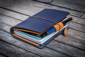 Leather Wallet Insert for Traveler's Notebook - Passport Size - Crazy Horse Brown-Galen Leather