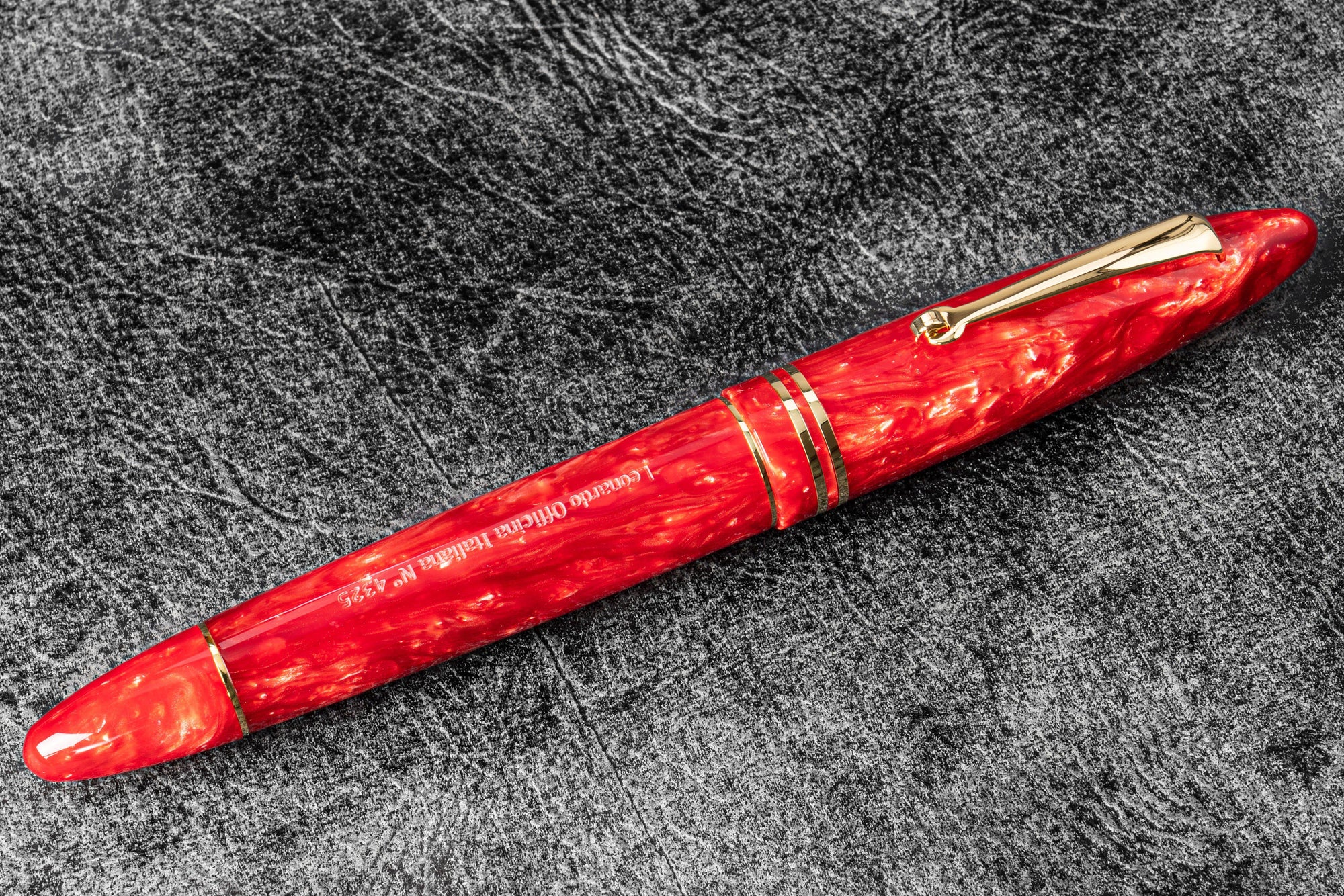 Leonardo Furore Fountain Pen - Red Passion GT-Galen Leather