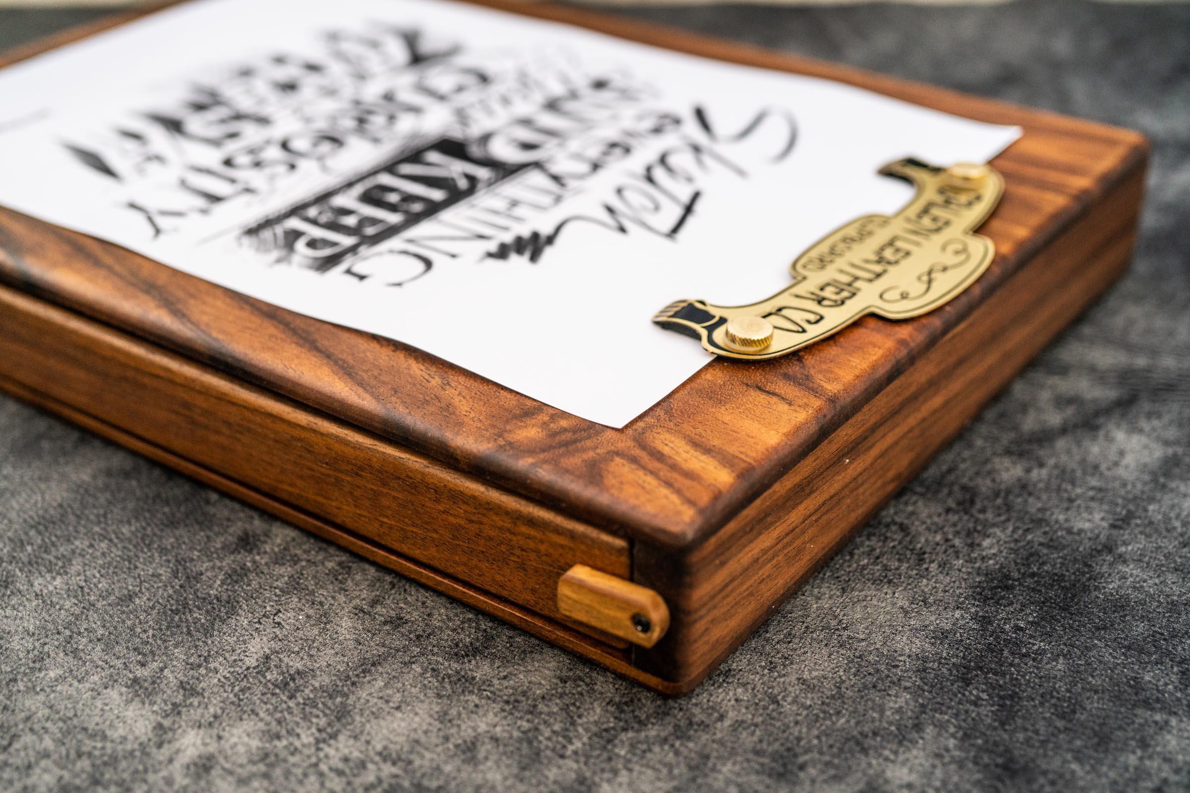 Wooden Sketchbox - Walnut-Galen Leather