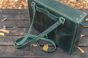 Writer's Medic Bag - XLarge Crazy Horse Forest Green-Galen Leather