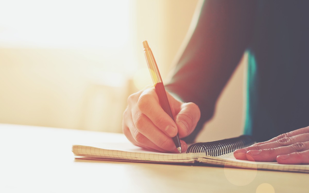Journaling Writing Prompts & Ideas