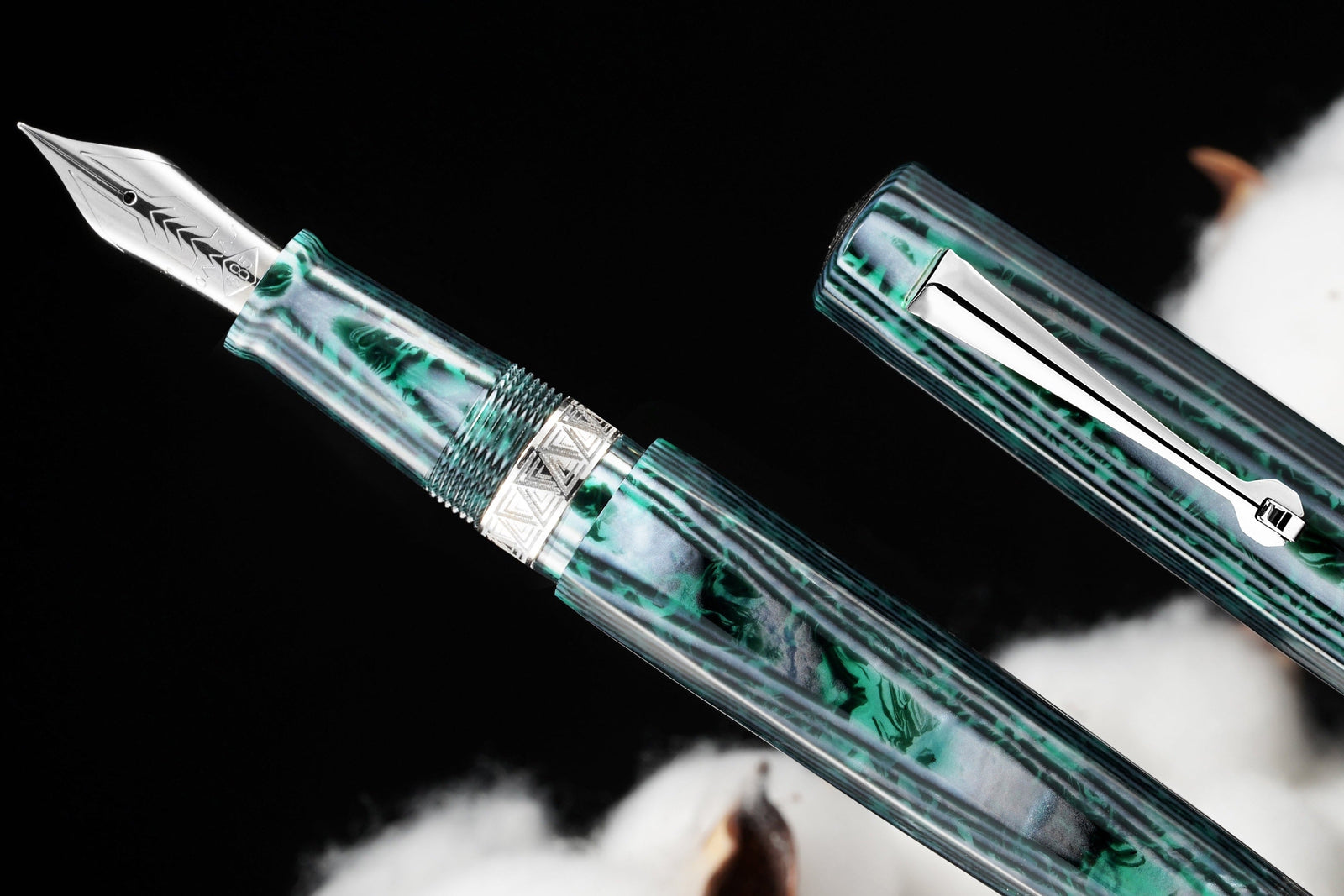 omas paragon fountain pen
