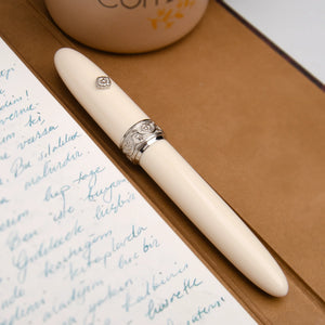 Kilk NovoBaroque Fountain Pen - Ecru