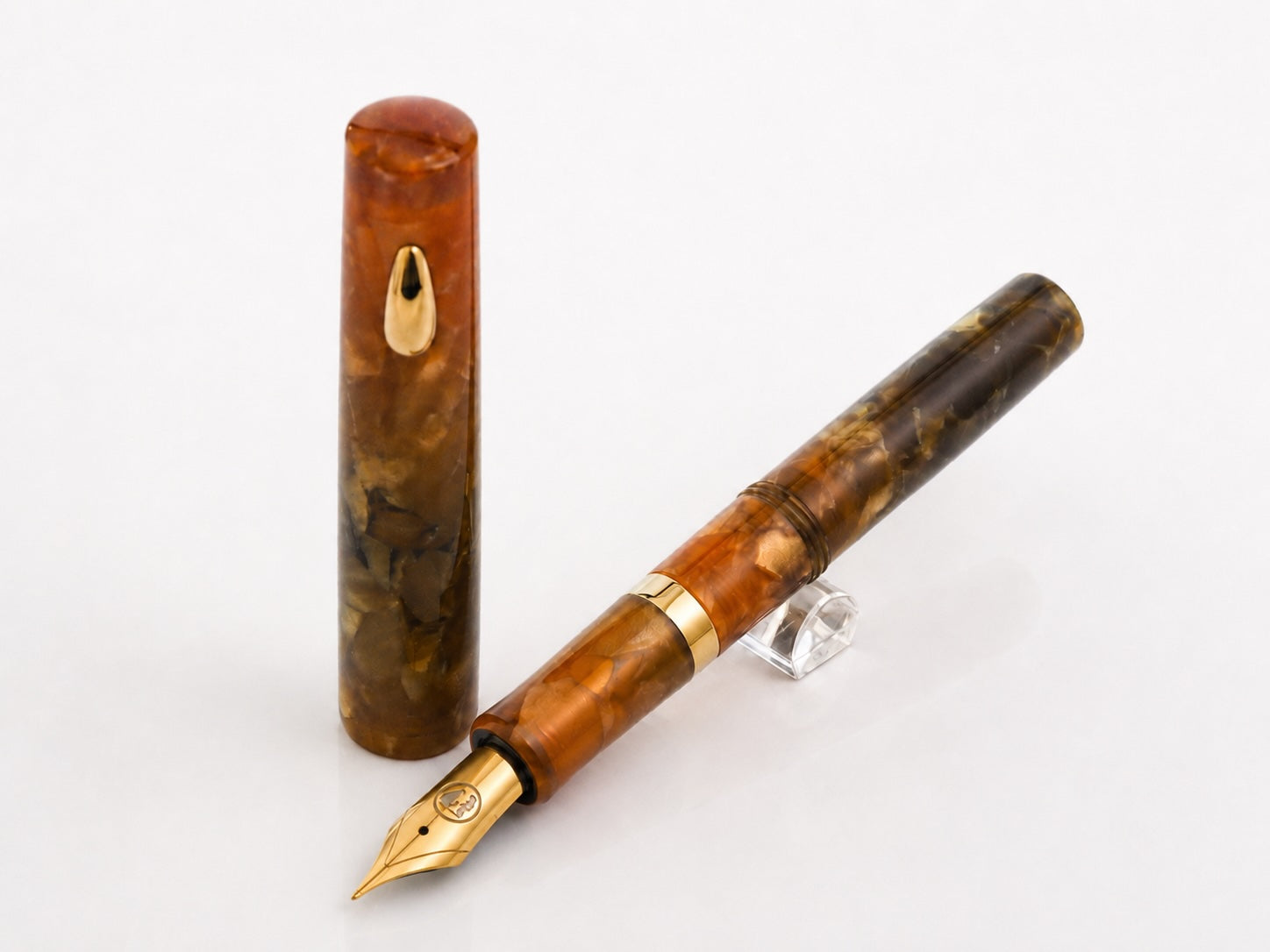 Fine Writing International  Pencket Pocket Fountain Pen | Garnet - GT