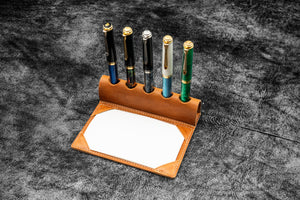 The Writer’s Pen Dock - 5 Slots Pen Stand with Notepad Holder - Crazy Horse Tan