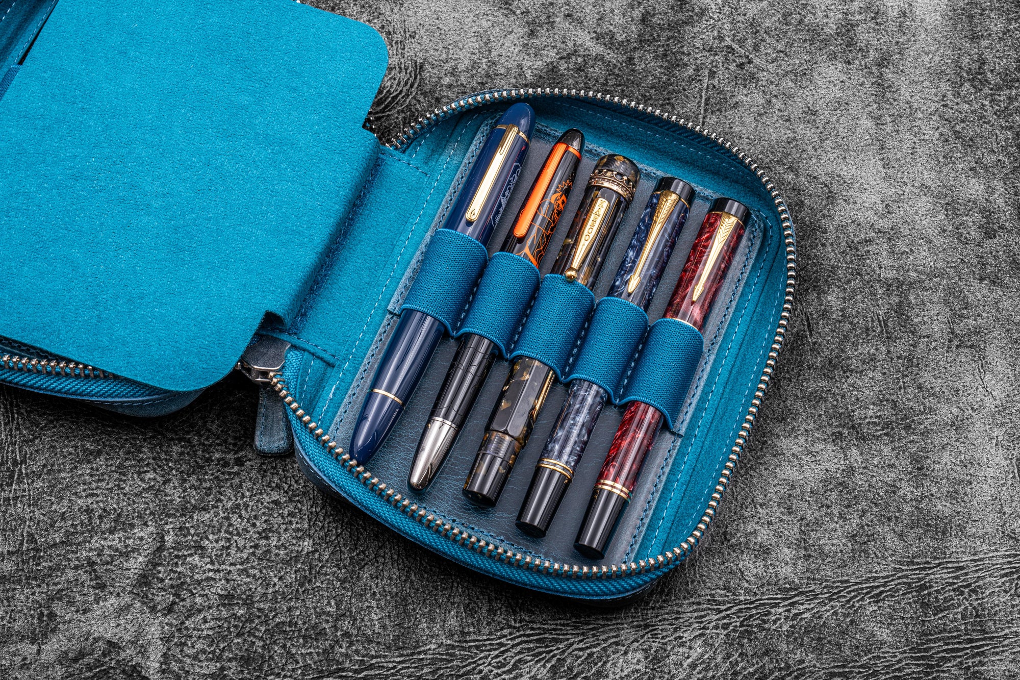 Expansi-Pouch Leather Wide 10 Slots Pen Case - A6 Zip Folio - Blue