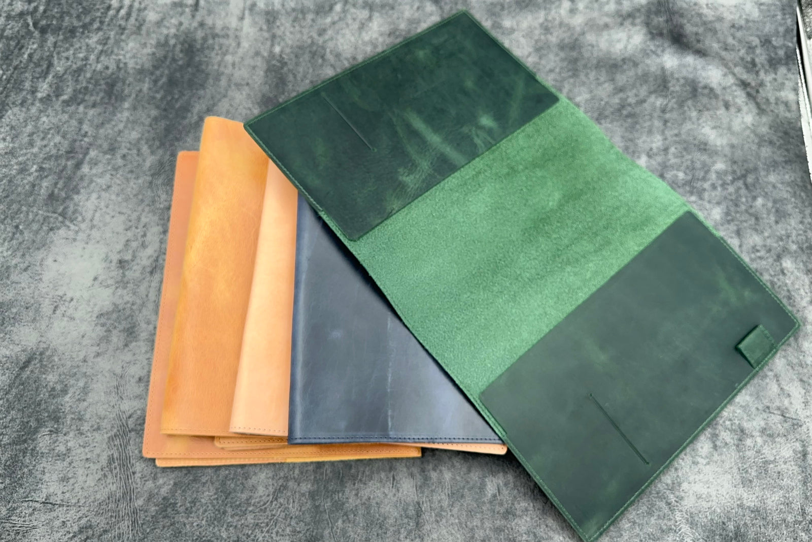 SECONDS SLIM NOTEBOOK COVER B5 - Multiple Colors - 1025