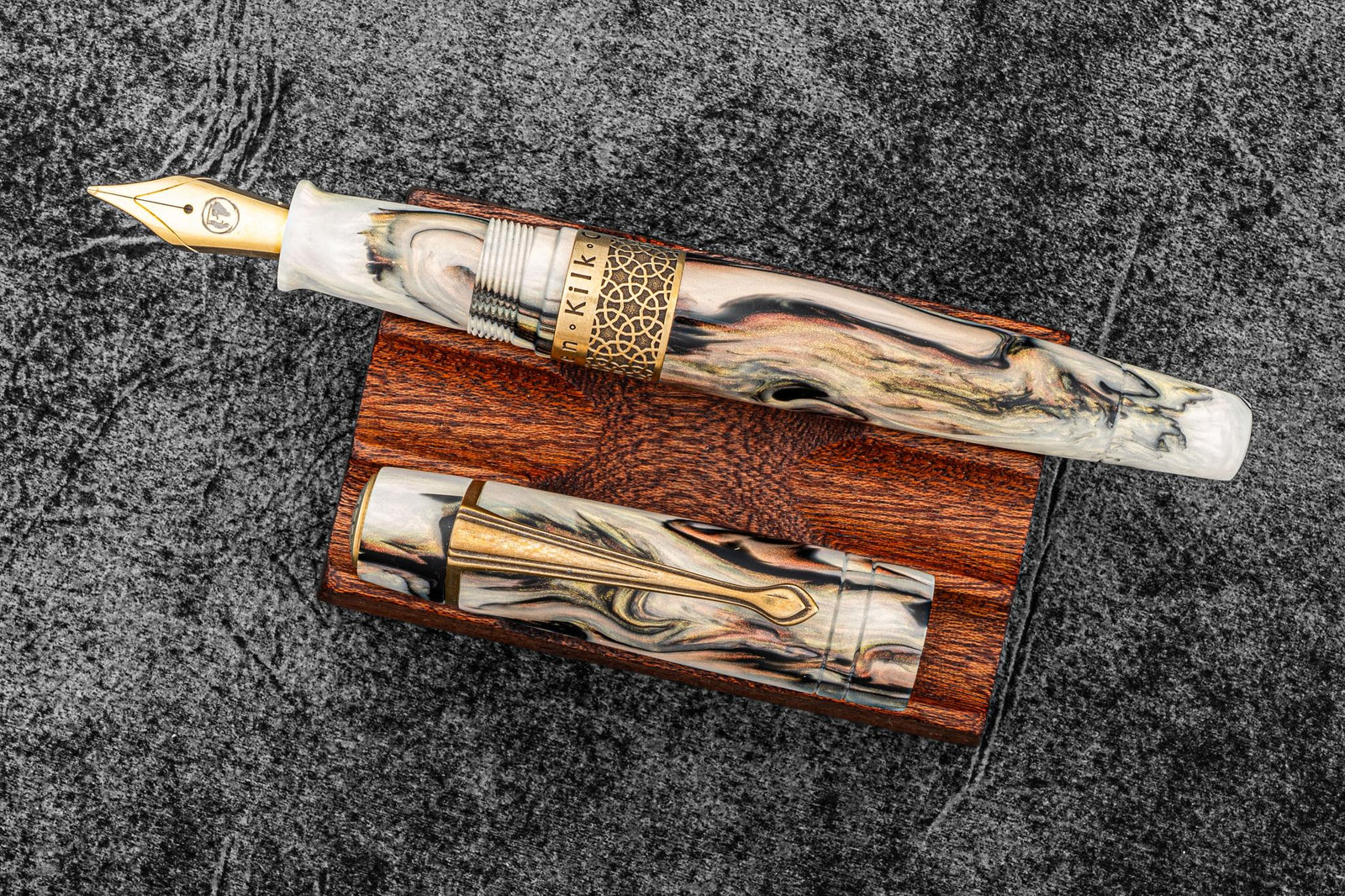 Kilk & Galen SE Celestial Fountain Pen - Golden Abalone