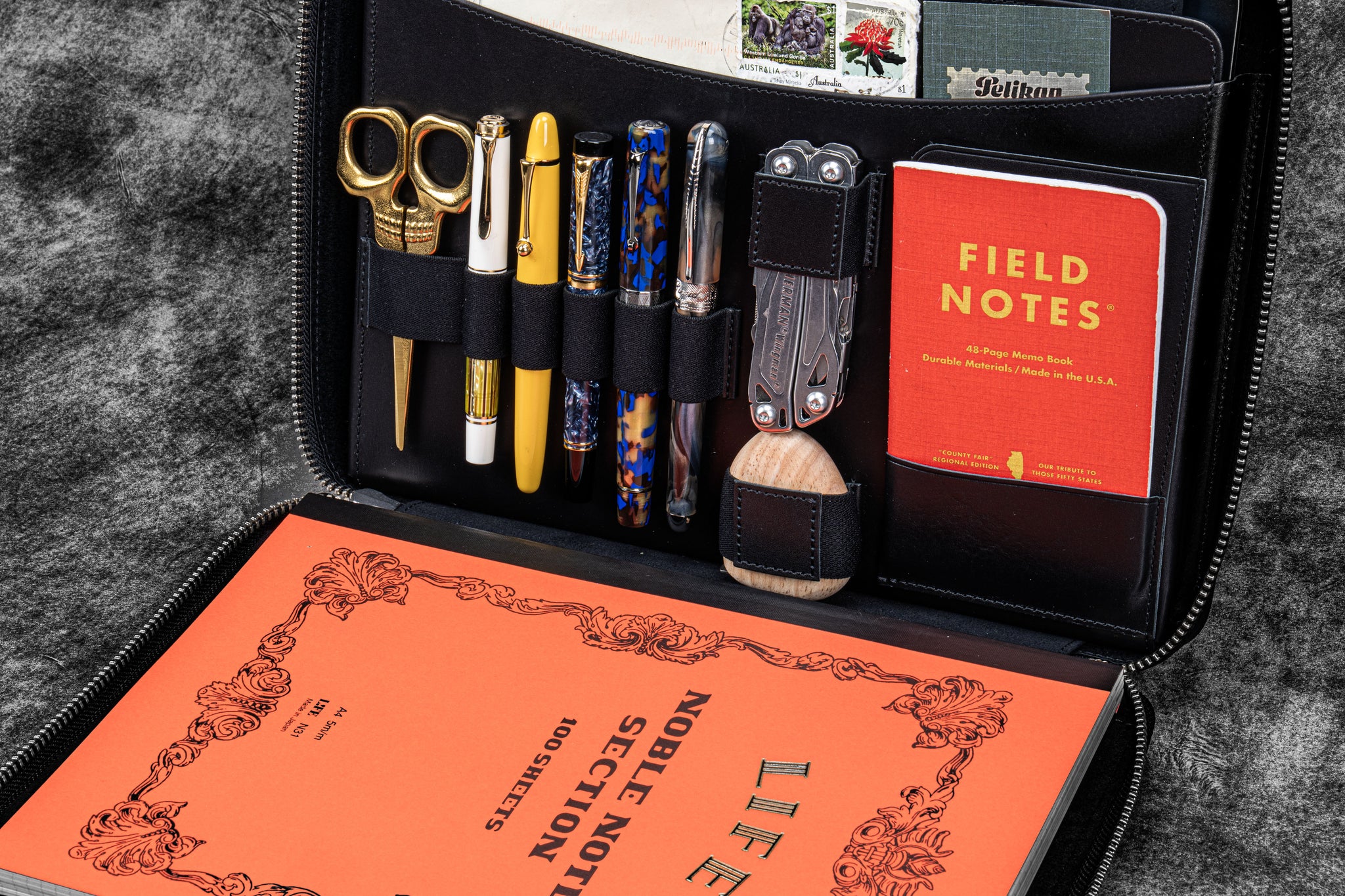 Black Leather A4 Zip Padfolio