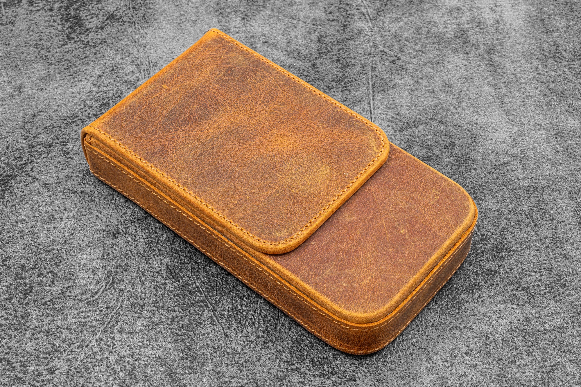 Leather-Magnum-Opus-3-Slots-