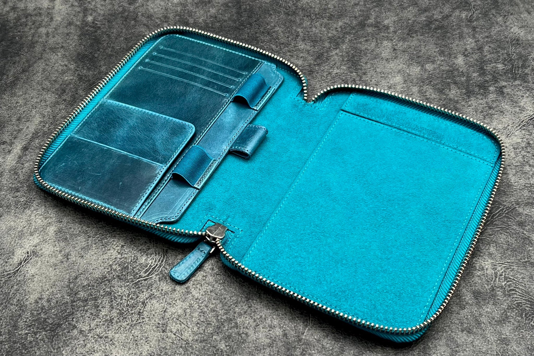 Zippered Leather Portfolio Cases & Padfolios - Galen Leather