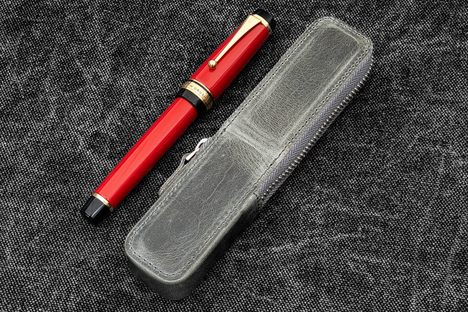 Leather Zippered Magnum Opus Single Hard Pen Case For Oversized Pens & Namiki Emperor - Crazy Horse Smoky