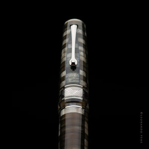 Leonardo Momento Zero Grande Fountain Pen – Mosaico Sand – ST #6