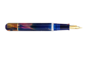 Nahvalur Voyage Vacation: Quebec Fountain Pen