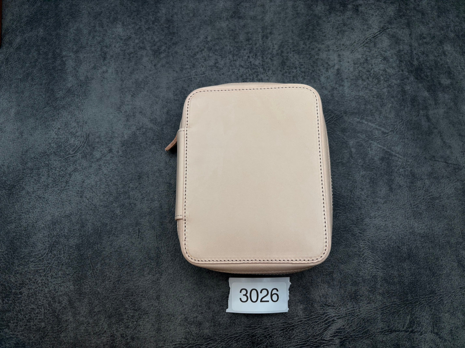 SECONDS Expansi-Pouch Leather Wide 10 Slots Pen Case - A6 Zip Folio - Multiple Colors - 3026