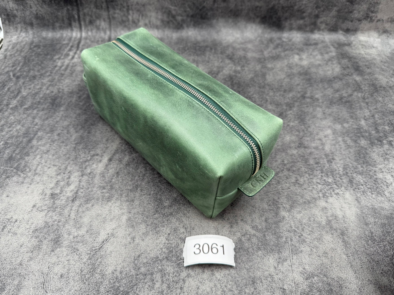 SECONDS Leather Classic Dopp Kit & Travel Toiletry Bag - 3061