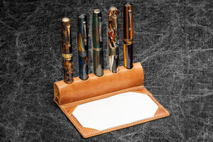 The Writer’s Pen Dock - 5 Slots Pen Stand with Notepad Holder - Crazy Horse Tan