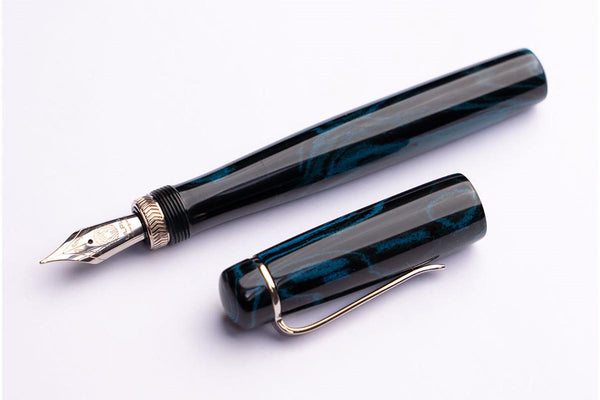 Ulpia-117-Ebonite-Fountain-Pen