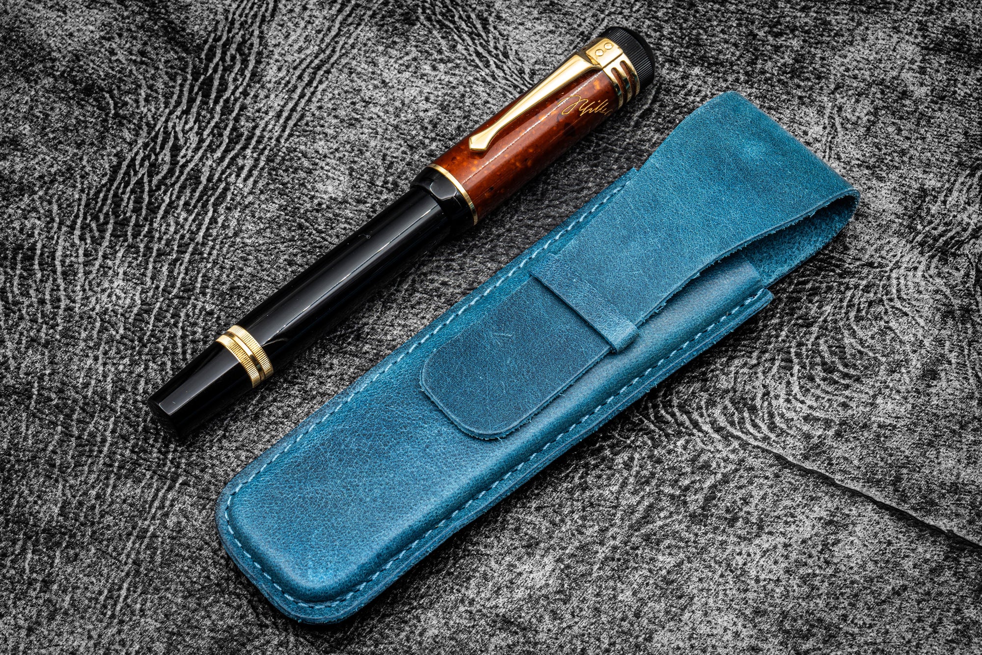 Vintage Style Slim Leather Pen Sleeve for Single Pen - Crazy Horse Ocean Blue