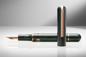 Nahvalur (Narwhal) Nautilus Fountain Pen - Chelonia Green