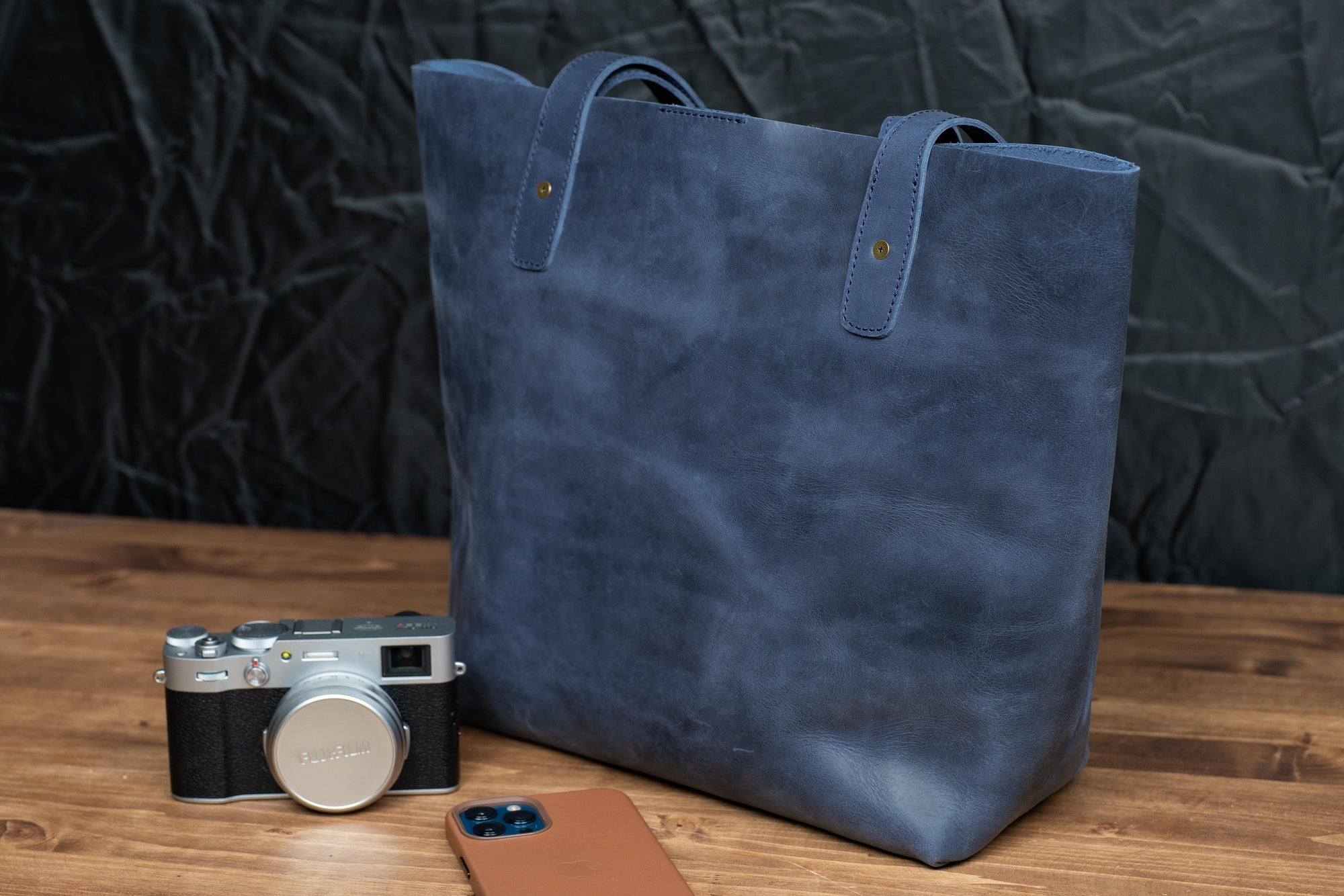 L dark blue suede shopper bag