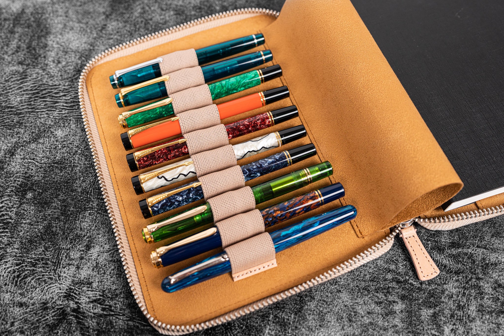 Galen Leather Flap Pen Case for 5 Pens Undyed