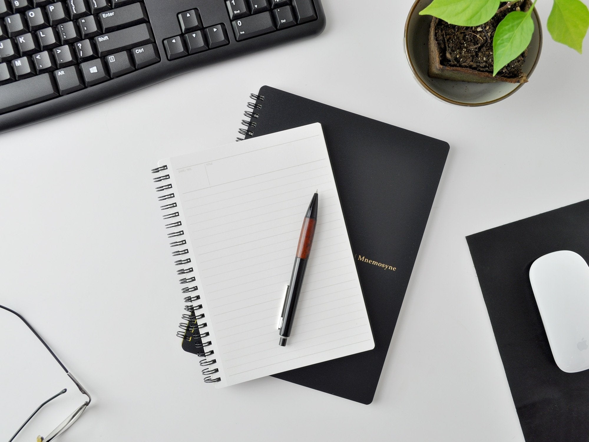 Maruman Mnemosyne Notebook - A6 Daily - Galen Leather