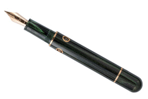 Nahvalur (Narwhal) Nautilus Fountain Pen - Chelonia Green